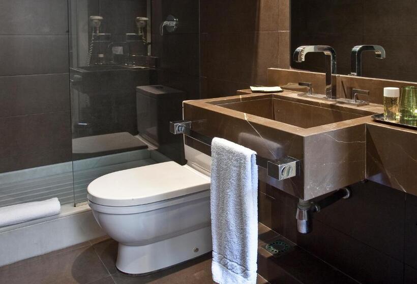 Номер Economy, Chic & Basic Zoo