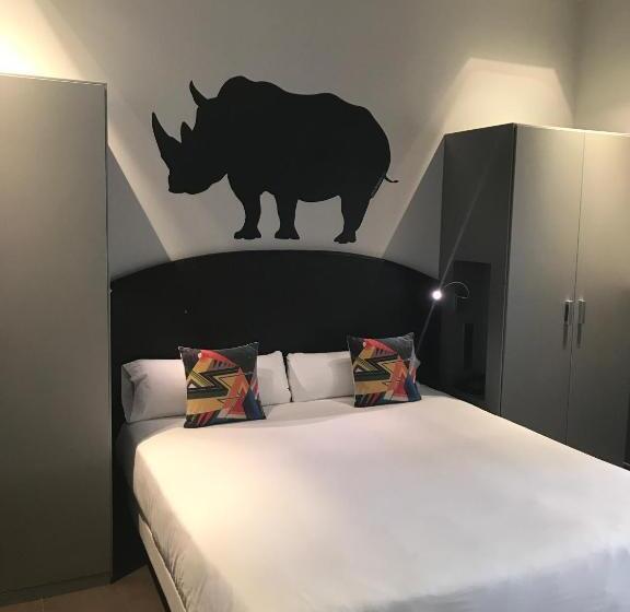 اتاق استاندارد سه نفره, Chic & Basic Zoo