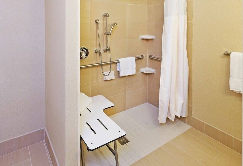 身障者適用スタンダードルーム, Hilton Garden Inn Midland