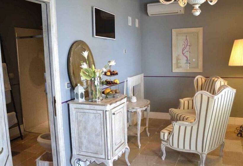 Люкс, La Locanda Del Carrubo
