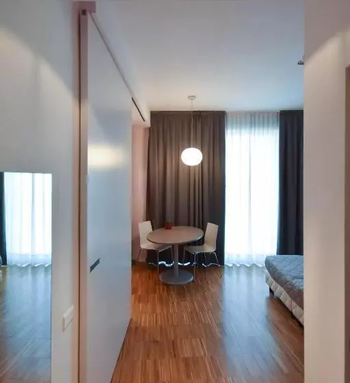 スタンダードスタジオ, Mantova Residence