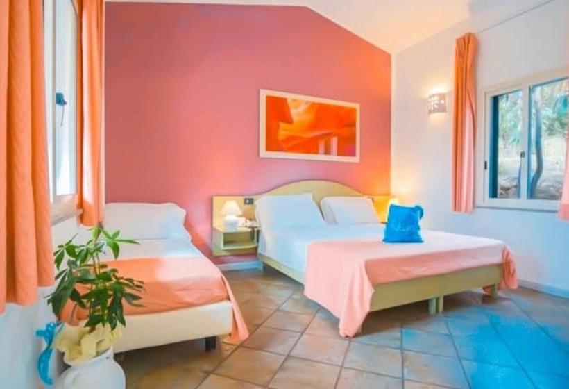 חדר סטנדרט לשלושה, Amareclub Rocca Dorada