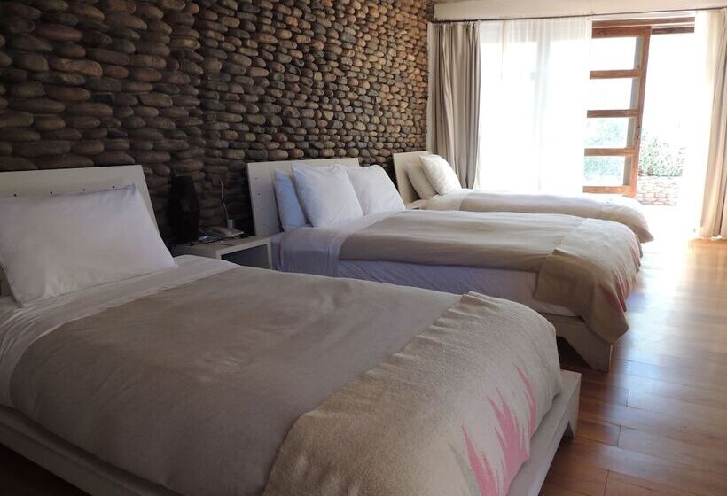 高级三人间, Terrantai Lodge