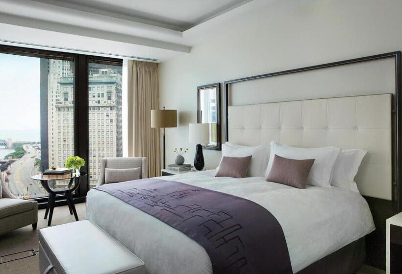 Номер Deluxe Адаптированный для Инвалидов, The Langham, Chicago