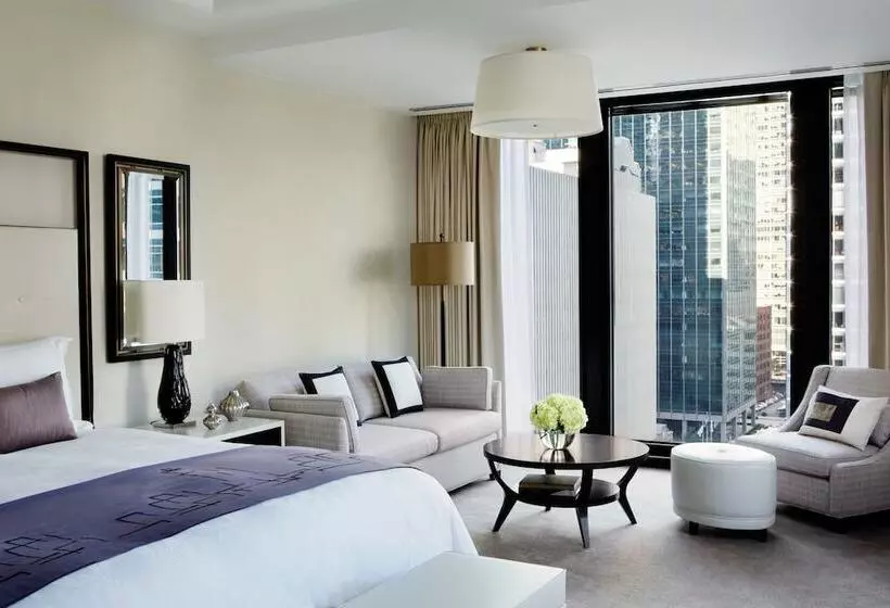身障者適用スイートルーム, The Langham, Chicago