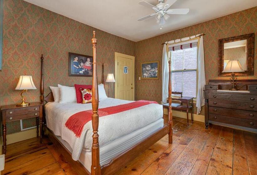 スタンダードルーム, The Norwich Inn