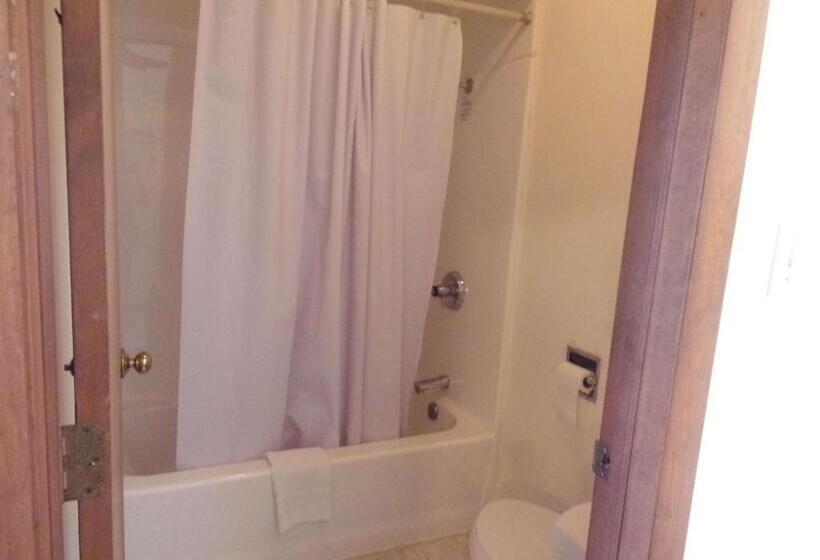 غرفة قياسية, Huggy Bear Motel