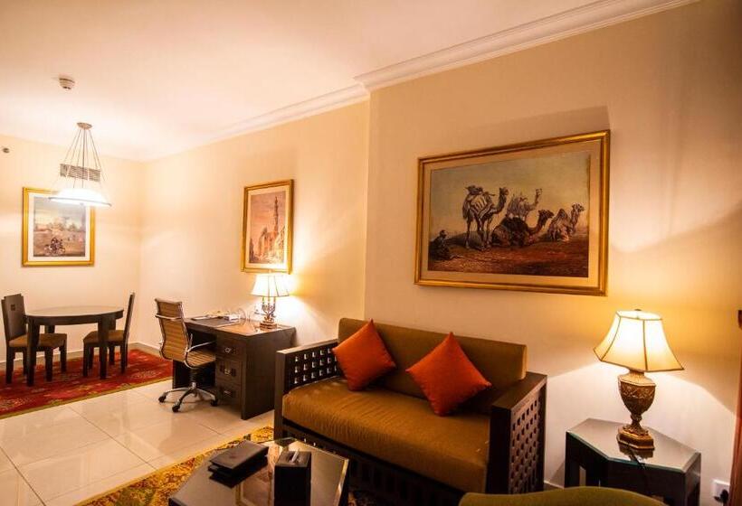 1 Bedroom Apartment City View, Mercure  Apartments Dubai Barsha Heights