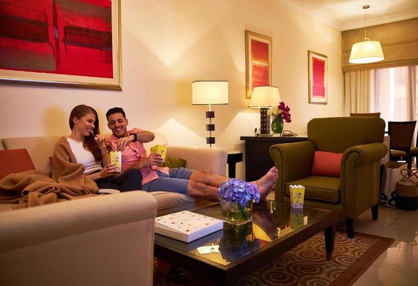 Апартаменты 1 Спальня Вид на Город, Mercure  Apartments Dubai Barsha Heights