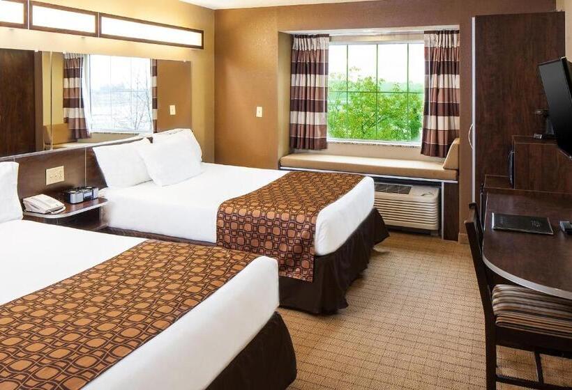 غرفة ديلوكس لذوى الاحتياجات الخاصة, Microtel Inn & Suites By Wyndham St Clairsville   Wheeling