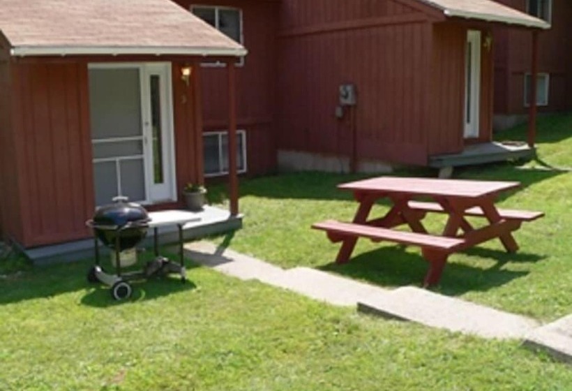 Четырехместный Номер Стандарт, Evergreen Valley Inn