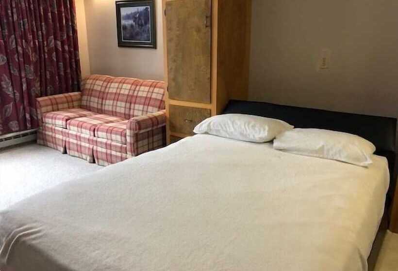 Четырехместный Номер Стандарт, Evergreen Valley Inn