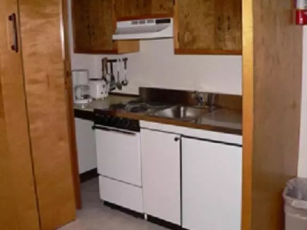 スタンダード4人部屋, Evergreen Valley Inn