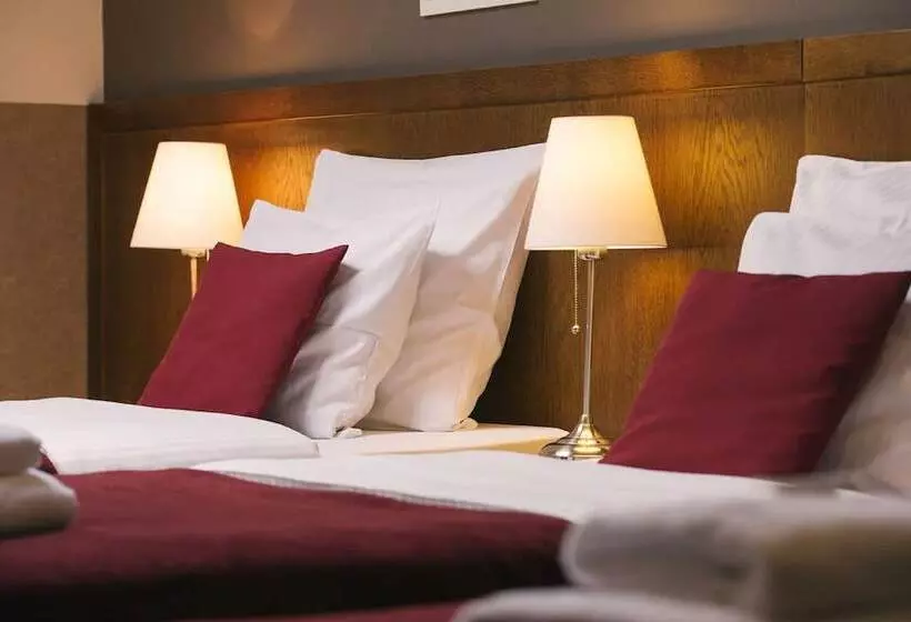 اتاق کلاسیک با چشم‌انداز شهر, Yarden By Artery Hotels