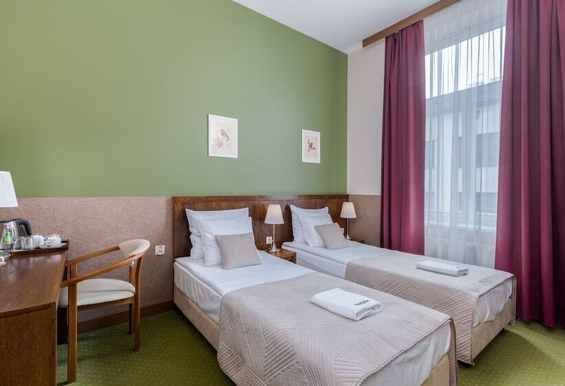 Номер Классический Вид на Город, Yarden By Artery Hotels