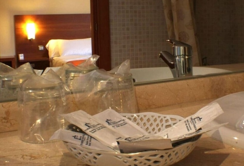 اتاق استاندارد, Torre Monreal