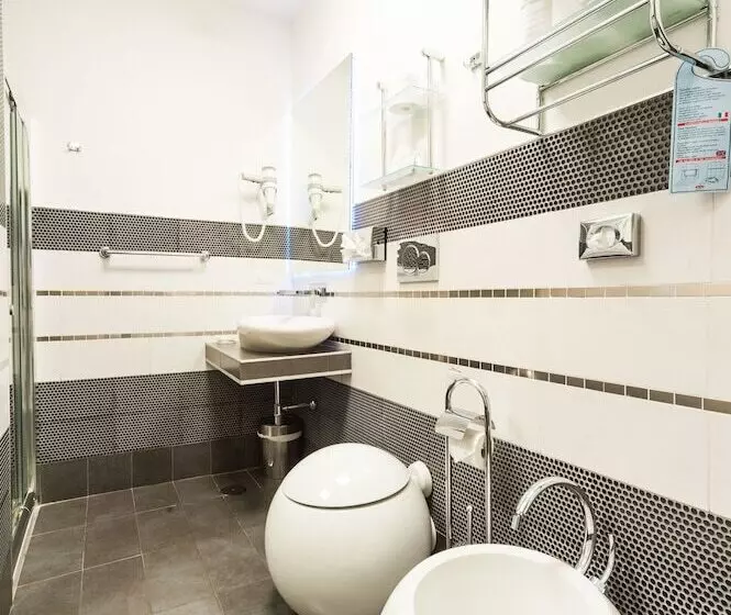 חדר סופריור לשלושה, Relais Trevi 95 Boutique