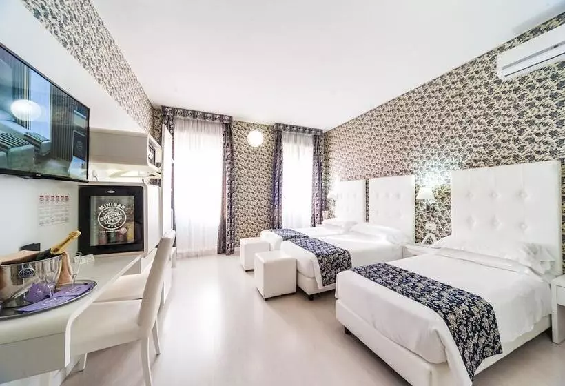 חדר סופריור לשלושה, Relais Trevi 95 Boutique