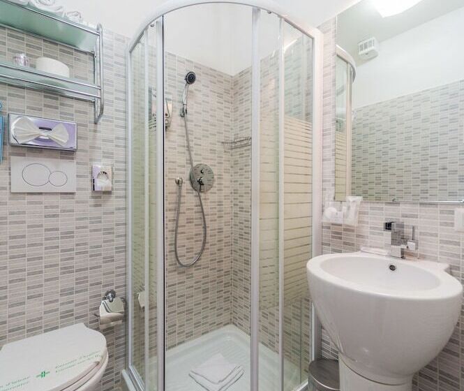 اتاق استاندارد یک نفره, Relais Trevi 95 Boutique