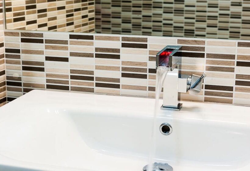 اتاق استاندارد یک نفره, Relais Trevi 95 Boutique