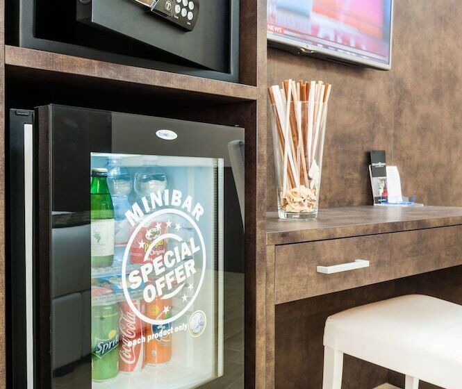 اتاق لوکس با چشم‌انداز شهر, Relais Trevi 95 Boutique