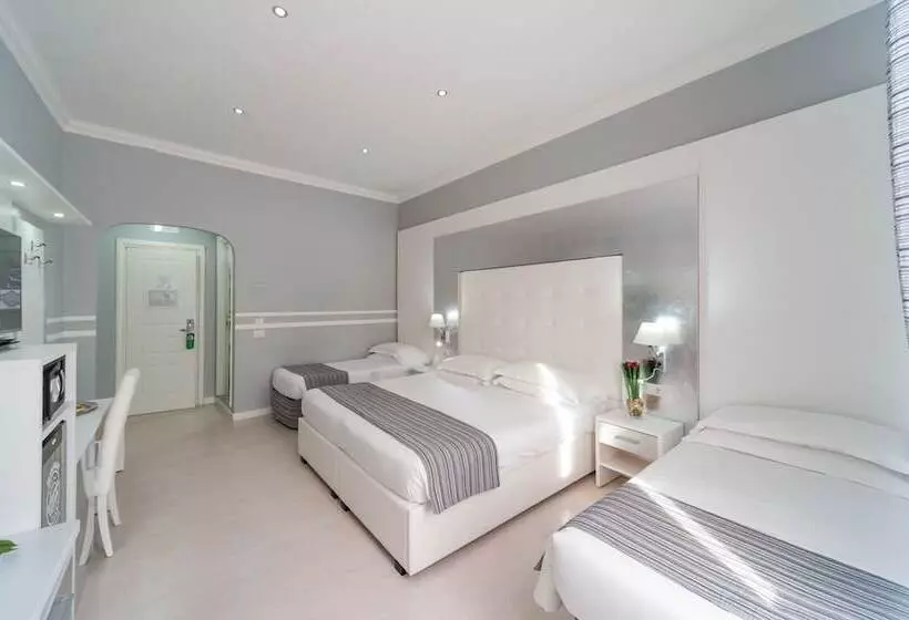 חדר דלוקס לארבעה, Relais Trevi 95 Boutique
