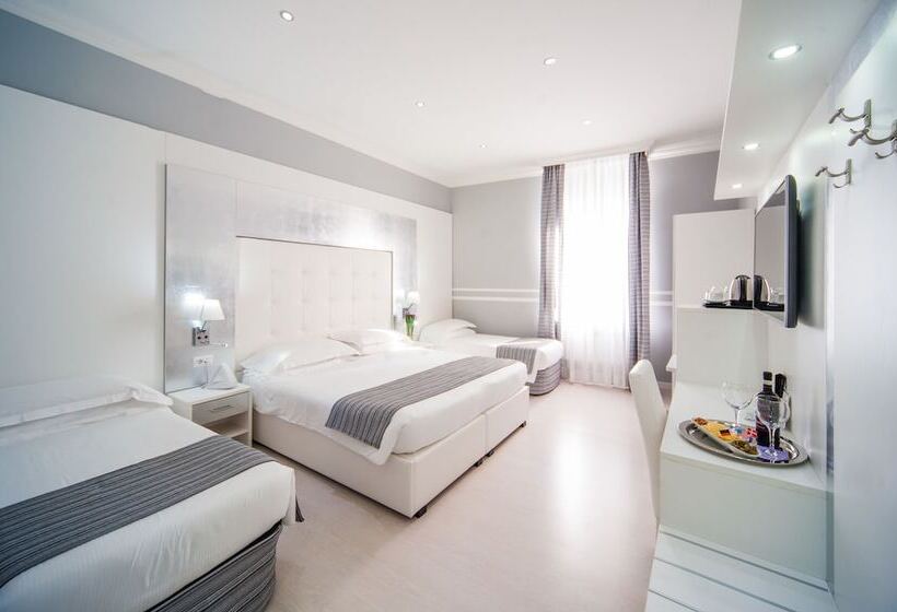 اتاق لوکس چهار تخته, Relais Trevi 95 Boutique