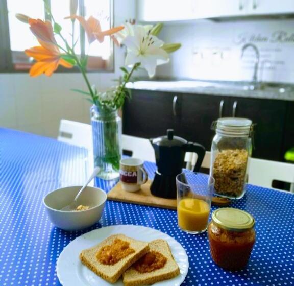 Номер Стандарт с Балконом, Casa Grande Surf Hostel