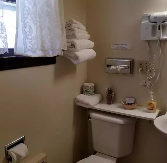 2ダブルベッドのスタンダードルーム, Home Motel Abbotsford