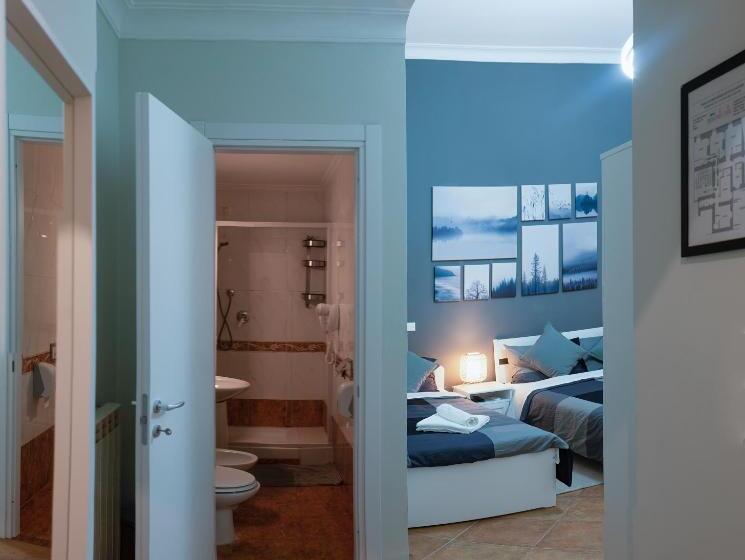 Triple Classic Room, Martini Rooms