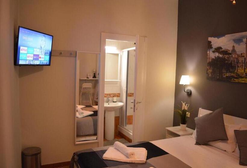 Standard Room, Martini Rooms