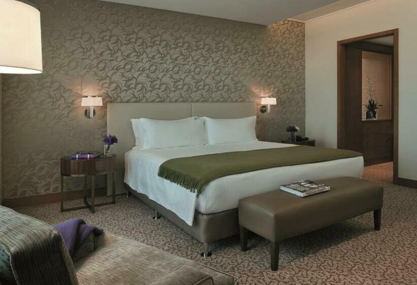 مجموعه ویستا شهر, Alvear Art