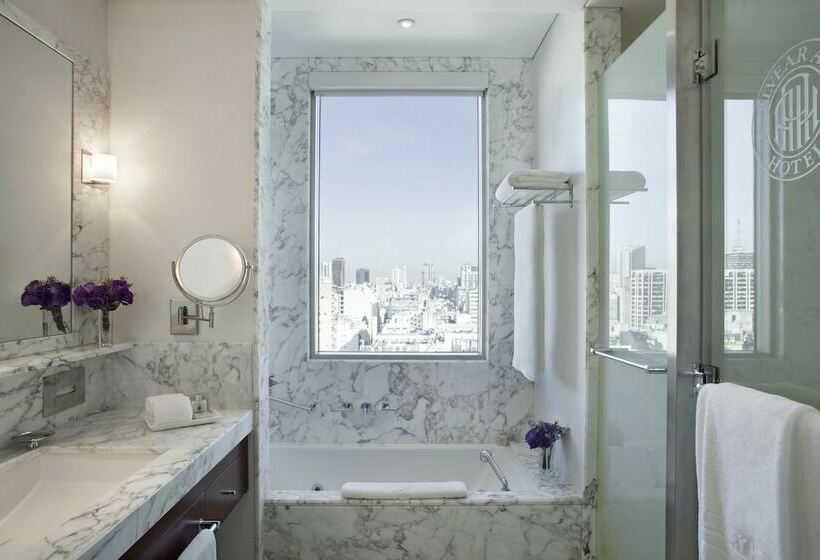 استودیوی لوکس, Alvear Art