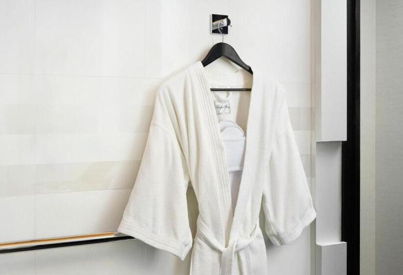 اتاق لوکس, Courtyard By Marriott New York Manhattan/central Park