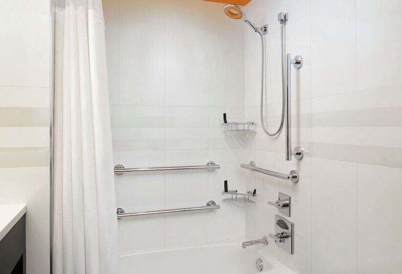 اتاق استاندارد با 2 تخت دوبل, Courtyard By Marriott New York Manhattan/central Park