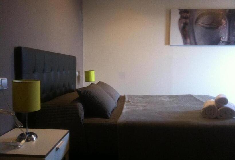 غرفة قياسية, El Petit Mirador