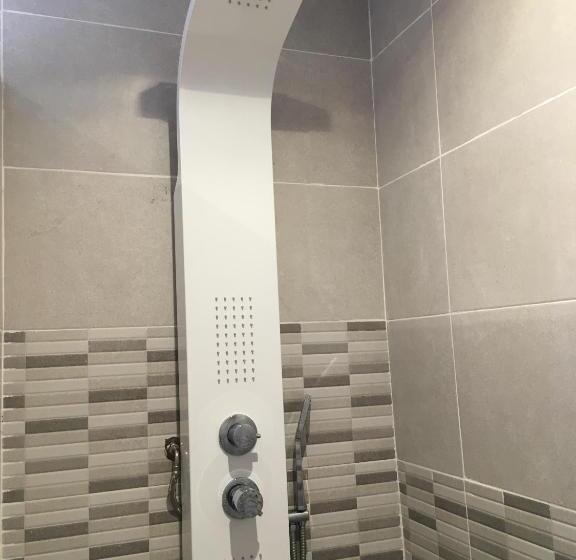 غرفة كومفورت فردية, El Petit Mirador