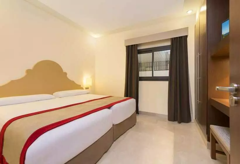 سوئیت 2 خوابه, Estepona Hotel & Spa Resort