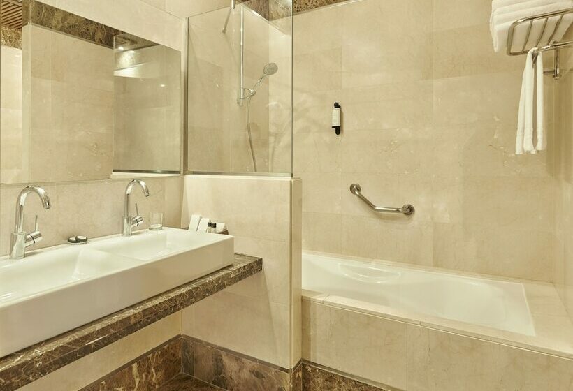 带2个卧室的套房, Estepona Hotel & Spa Resort