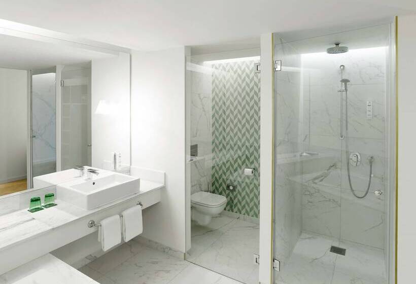 سوییت جونیور, Maxx By Steigenberger Vienna