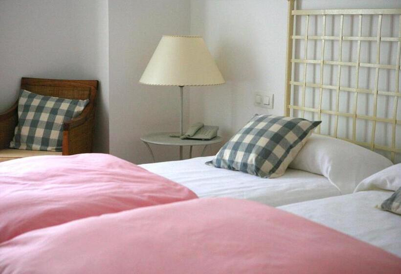 غرفة قياسية مطلة على المدينة, Rural Salvatierra