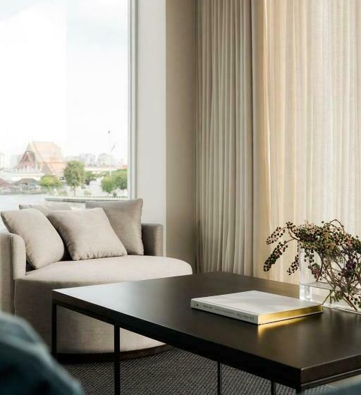 سوئیت با چشم‌انداز رودخانه, Sala Rattanakosin Bangkok