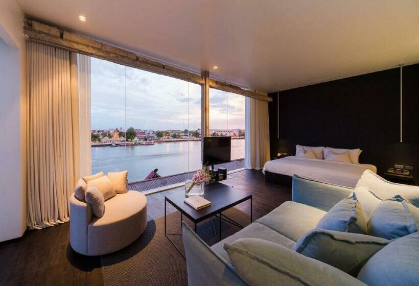 سوئیت با چشم‌انداز رودخانه, Sala Rattanakosin Bangkok