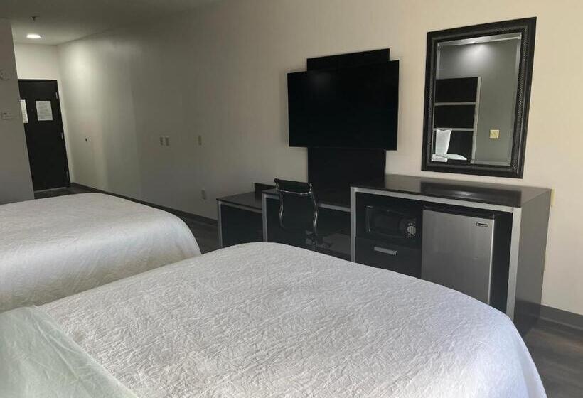 اتاق استاندارد چهار تخته, Sonesta Essential Savannah