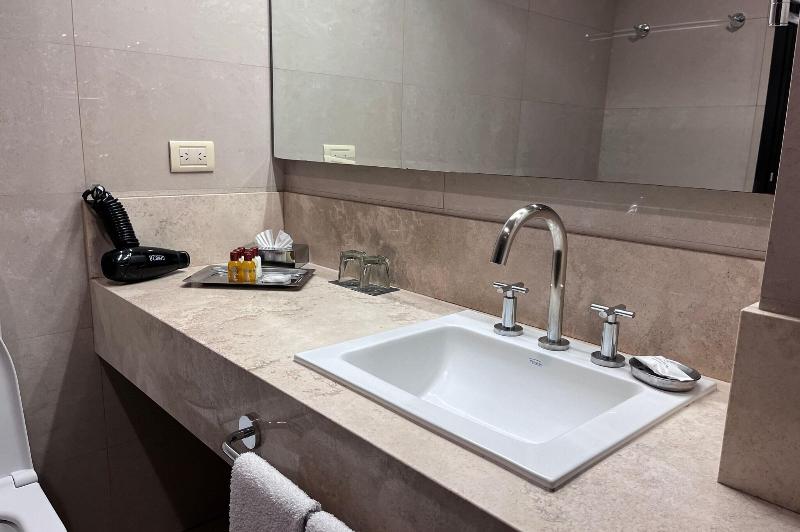 Номер Клуб Кровать Кинг, Sheraton Tucuman