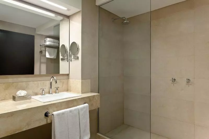 キングサイズベッドのクラシックルーム, Sheraton Tucuman