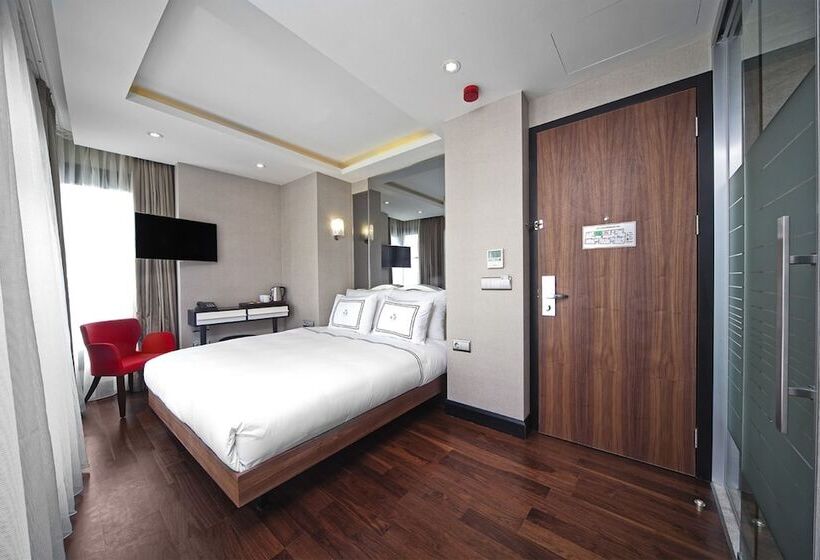 اتاق لوکس, The Haze Karakoy