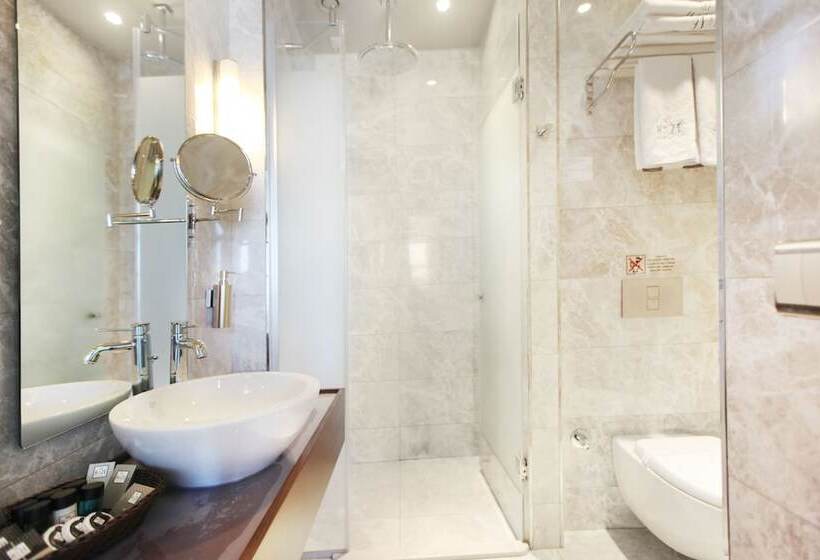 اتاق سوپریور, The Haze Karakoy