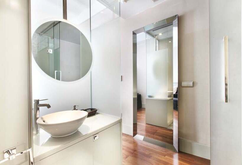 اتاق پنت هاوس, The Haze Karakoy