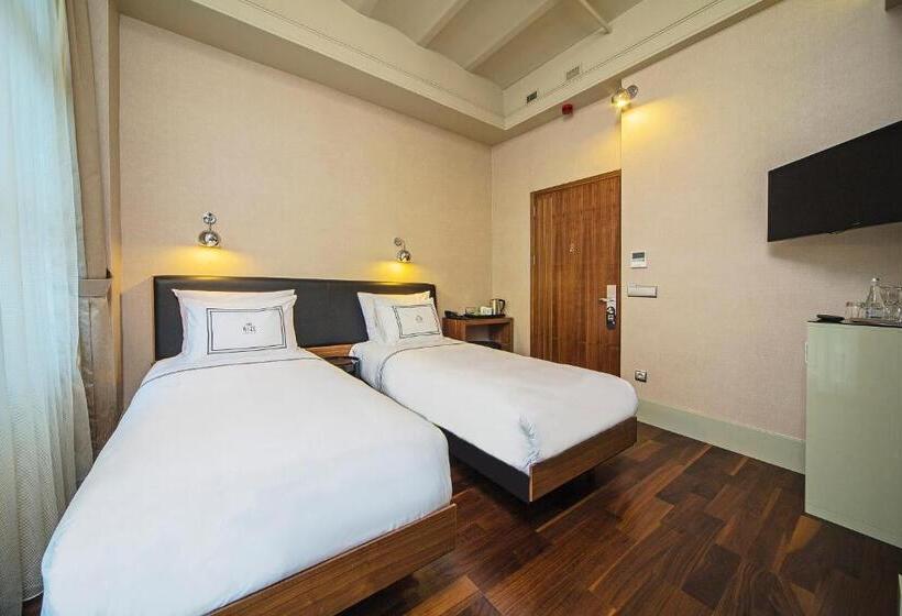 اتاق استاندارد, The Haze Karakoy